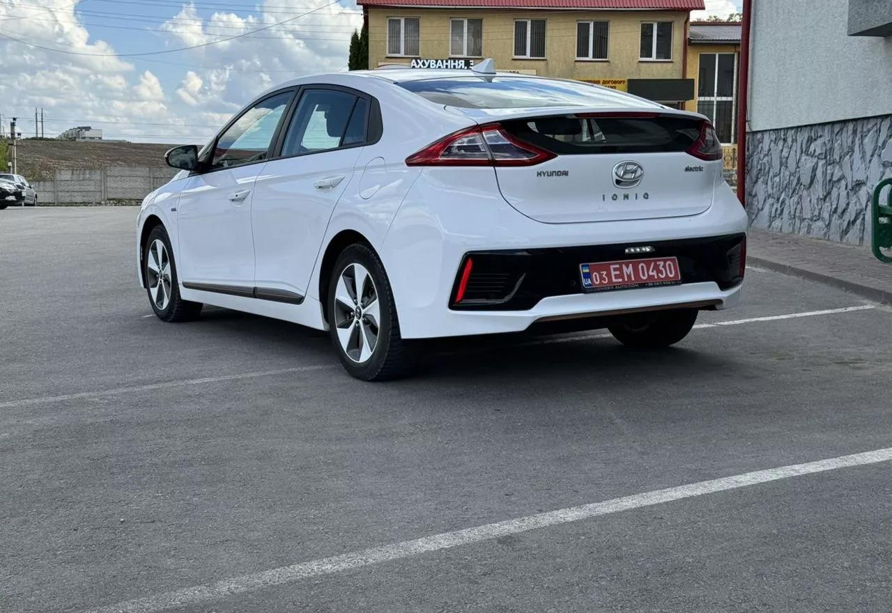 Hyundai Ioniq  28 kWh 2019431