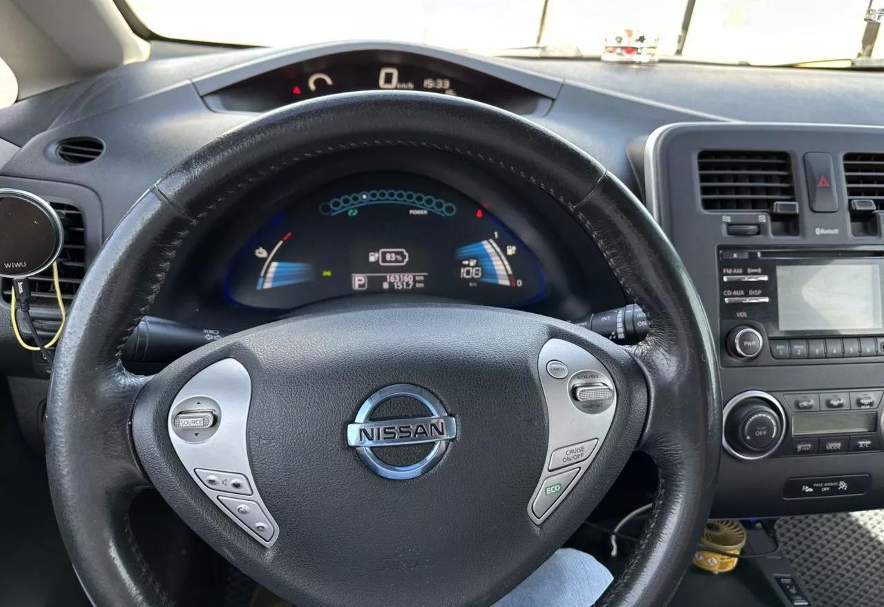 Nissan Leaf  24 kWh 2015101
