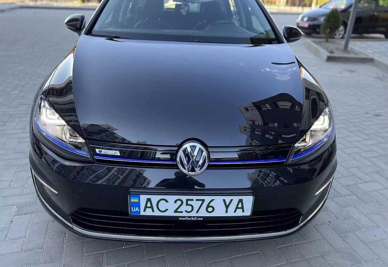 Volkswagen e-Golf  24 kWh 2015thumbnail161