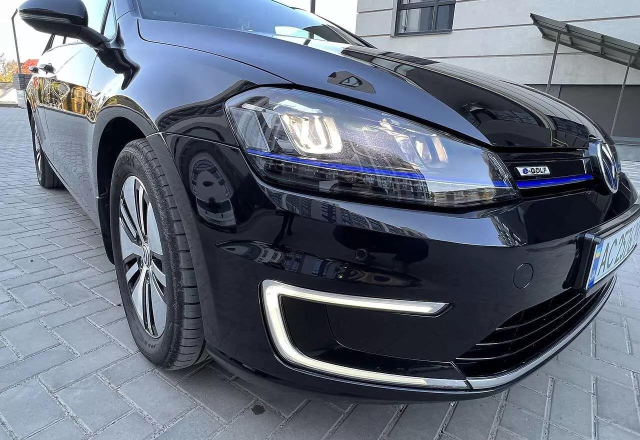 Volkswagen e-Golf  24 kWh 2015thumbnail341