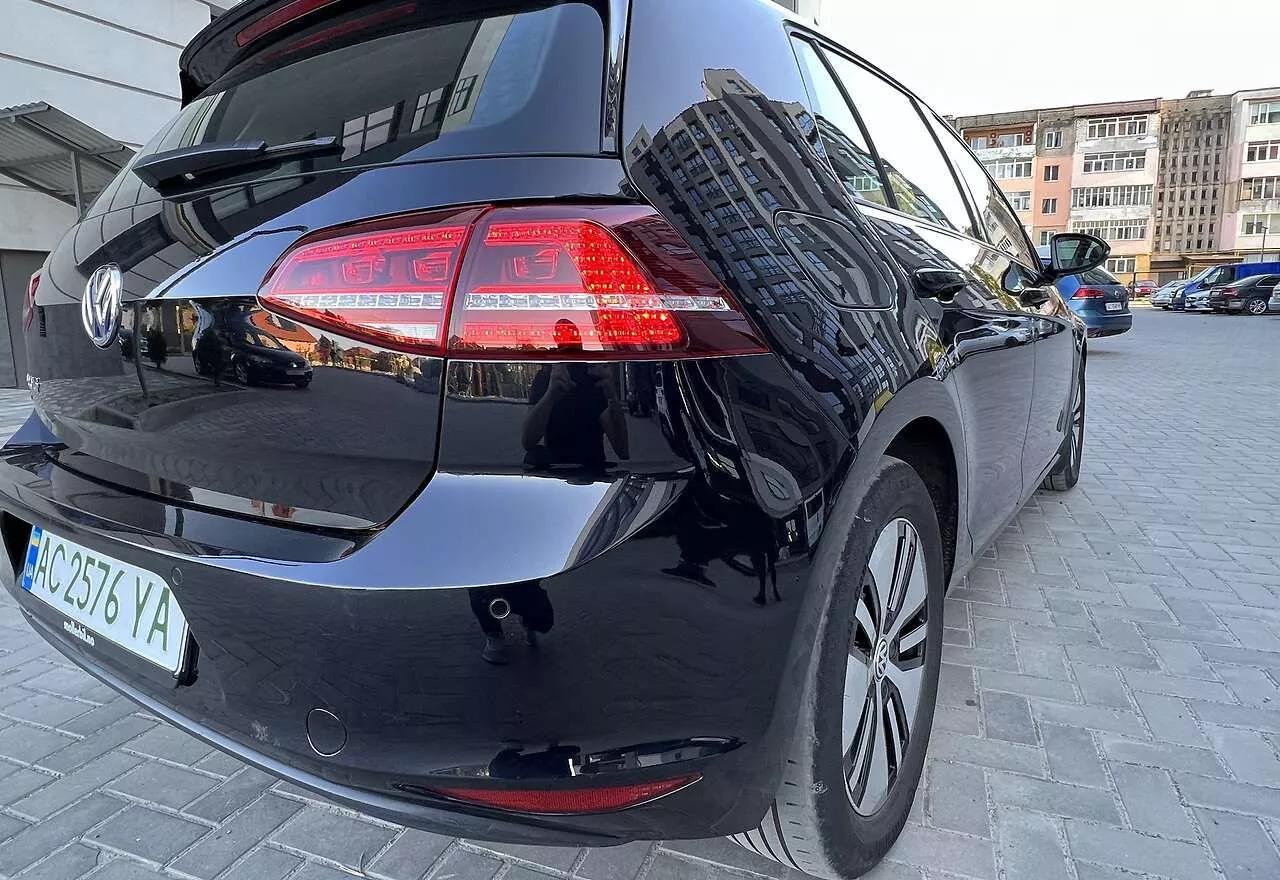 Volkswagen e-Golf  24 kWh 2015thumbnail351