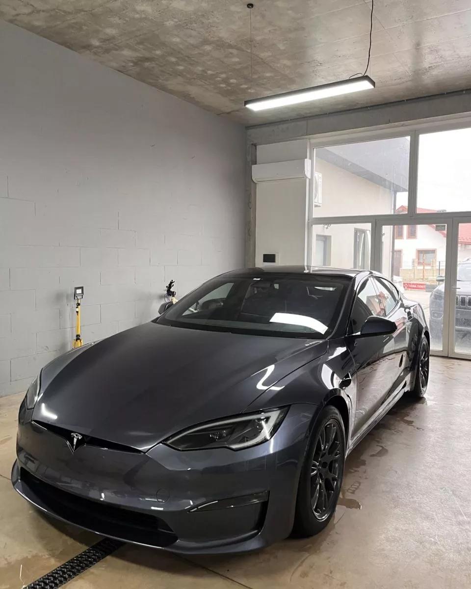 Tesla Model S  100 kWh 2022thumbnail01