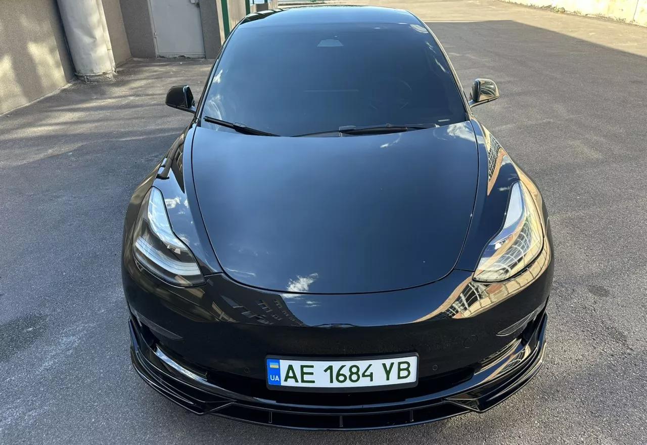 Tesla Model 3  62 kWh 202251