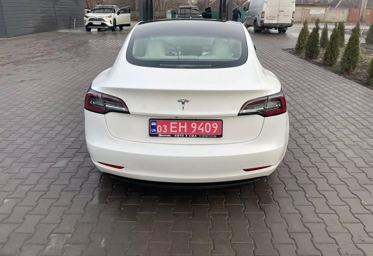Tesla Model 3  60 kWh 202111
