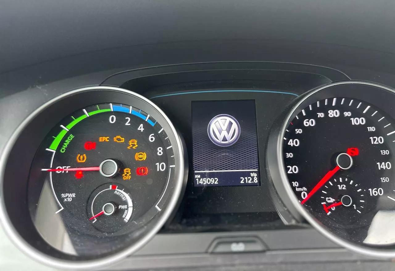 Volkswagen e-Golf  24 kWh 2016thumbnail111