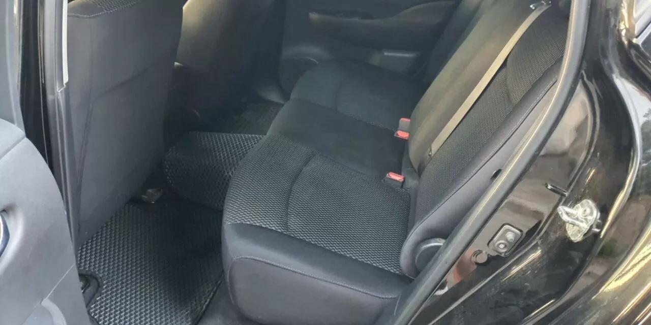 Nissan Leaf  2017101