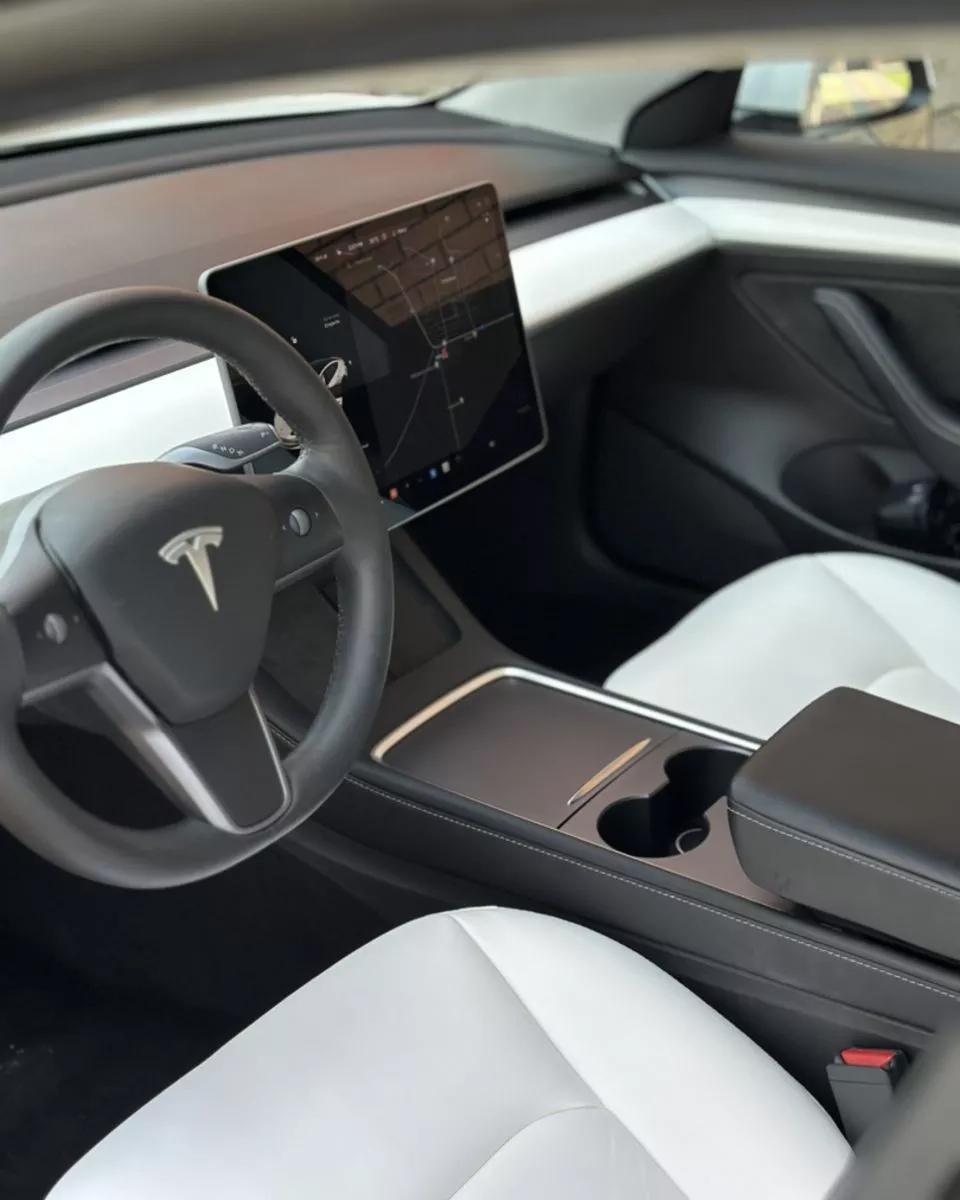 Tesla Model 3  62 kWh 2021171
