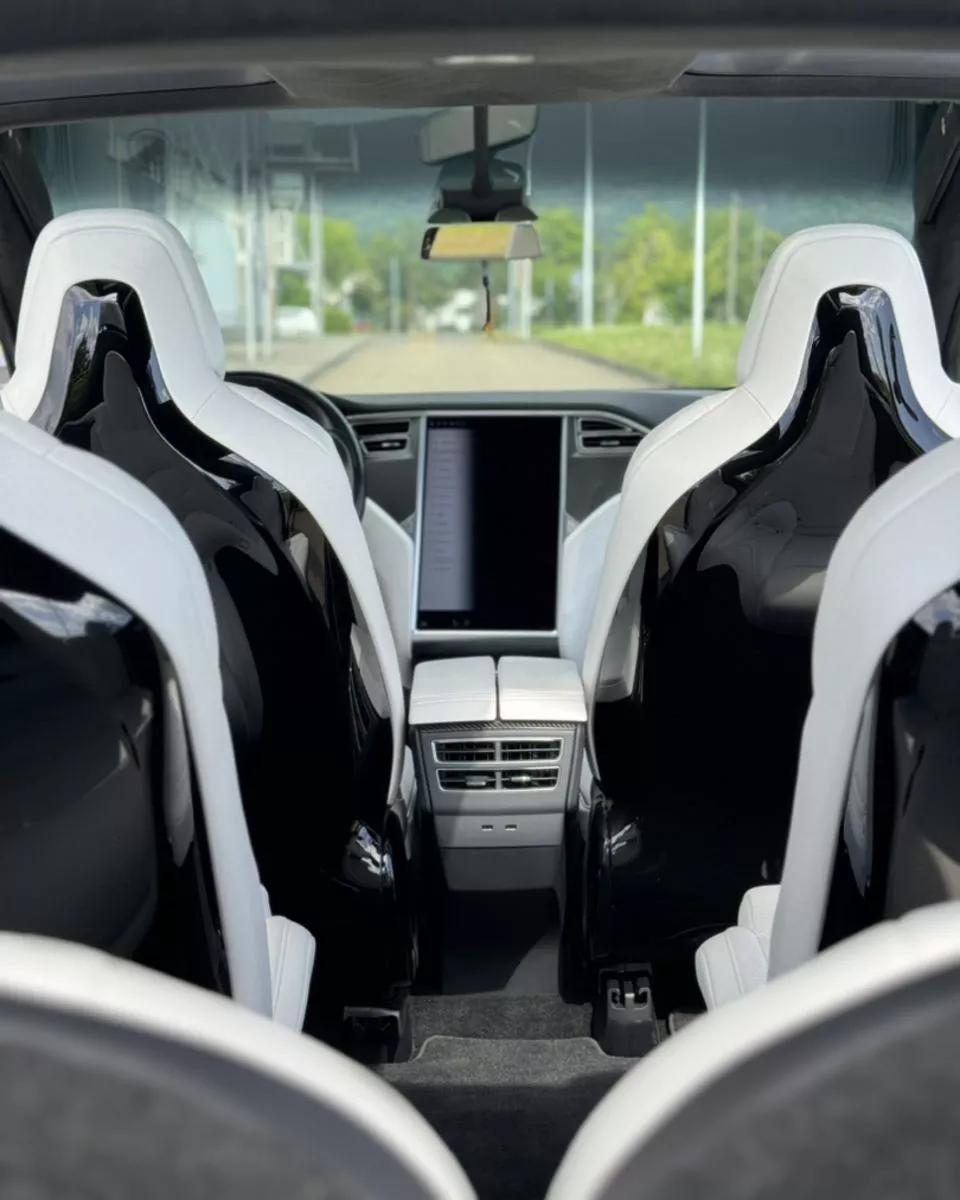 Tesla Model X  90 kWh 2016thumbnail121