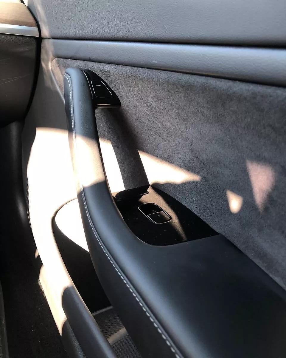 Tesla Model 3  54 kWh 2019381