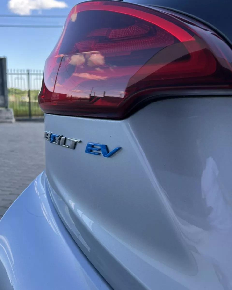 Chevrolet Bolt EV  65 kWh 2017thumbnail241