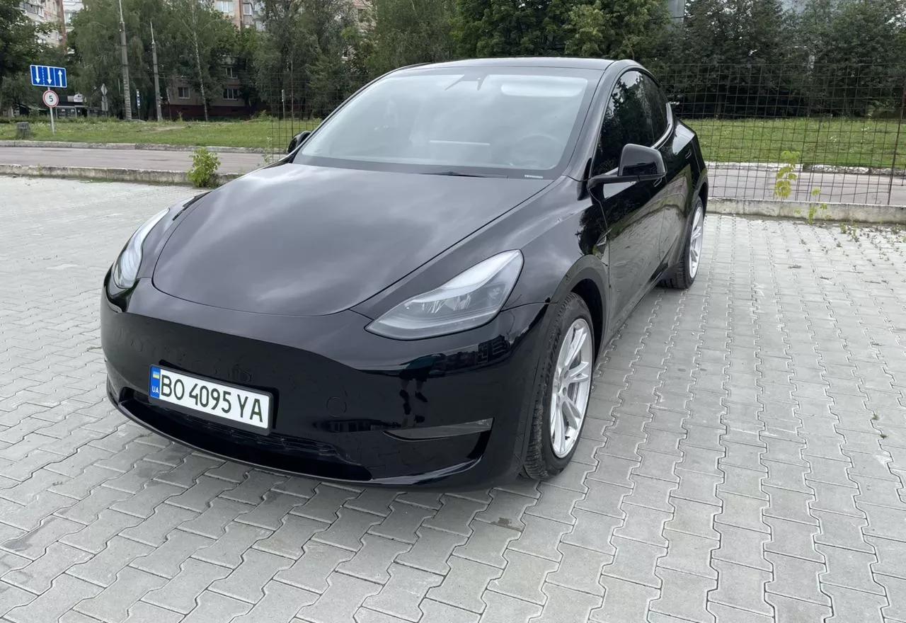 Tesla Model Y  202301