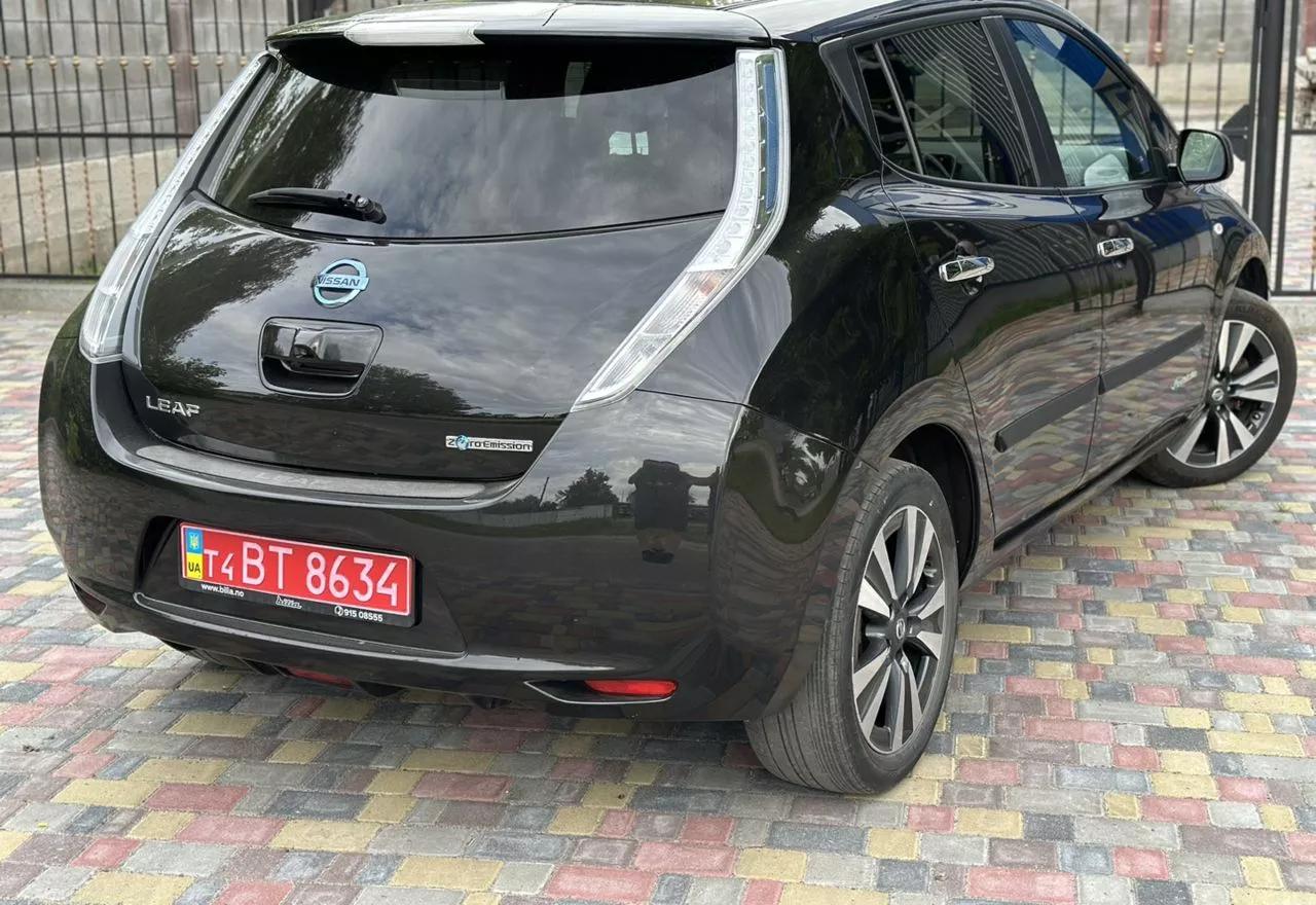 Nissan Leaf  30 kWh 2015thumbnail241