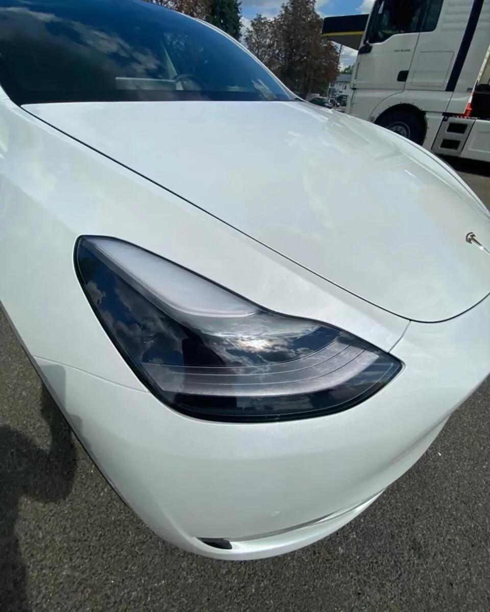 Tesla Model Y  85 kWh 2022351