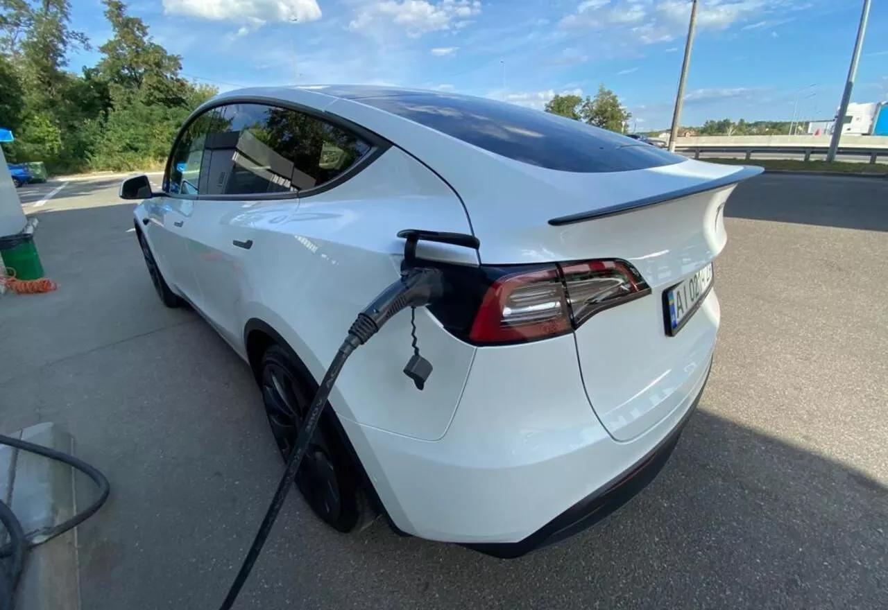Tesla Model Y  85 kWh 2022thumbnail461