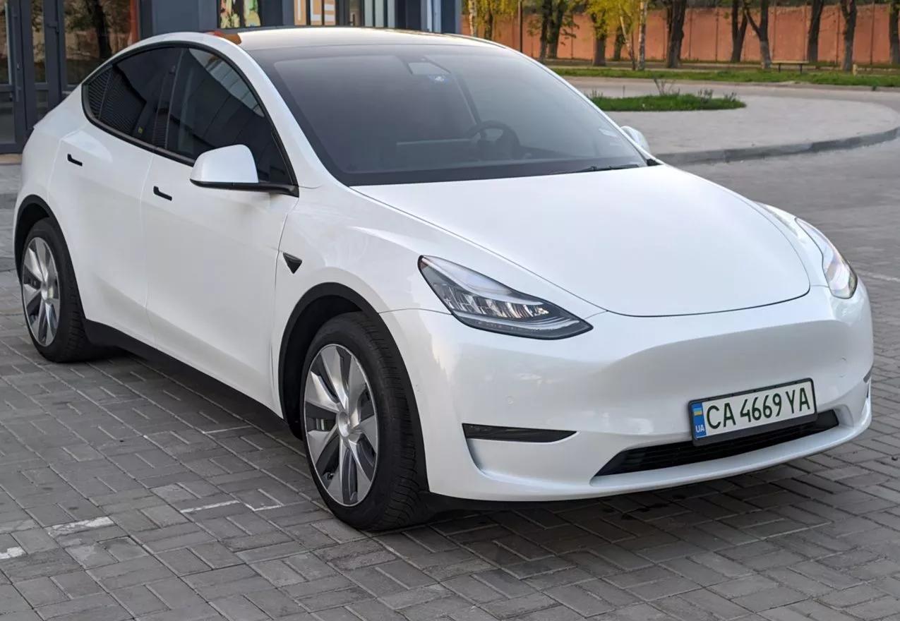 Tesla Model Y  80.5 kWh 202011