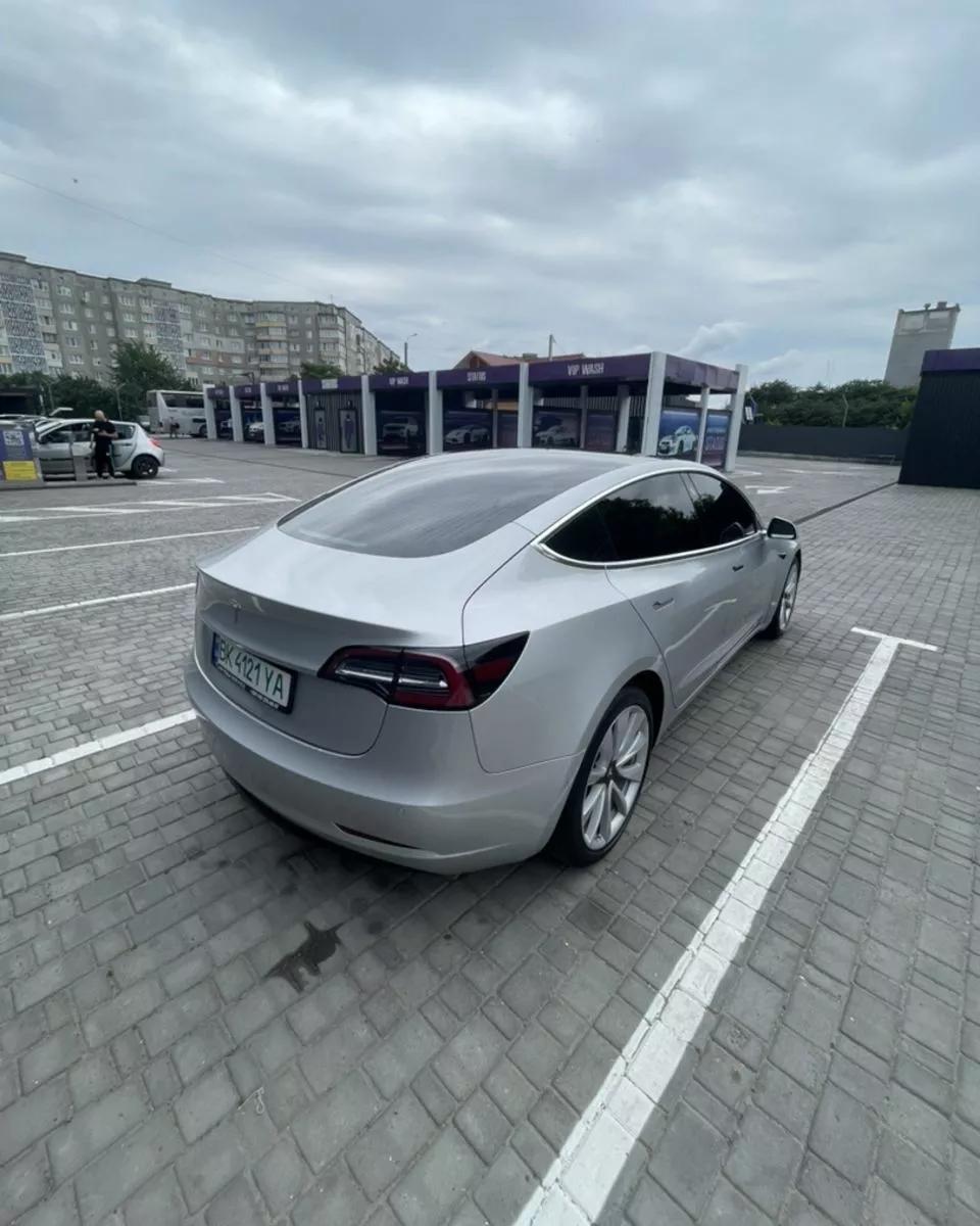 Tesla Model 3  75 kWh 201821