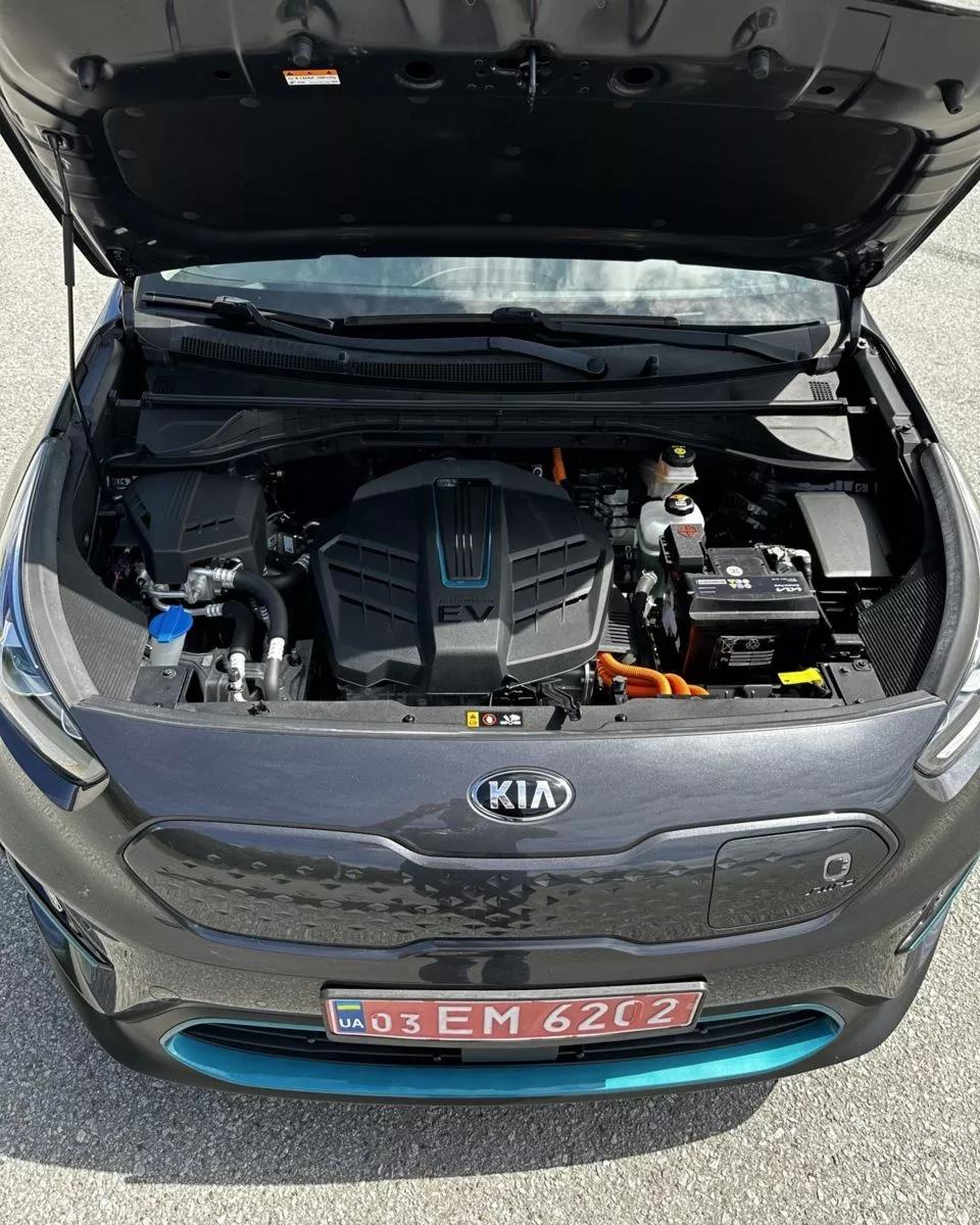 Kia Niro  64 kWh 2019thumbnail111