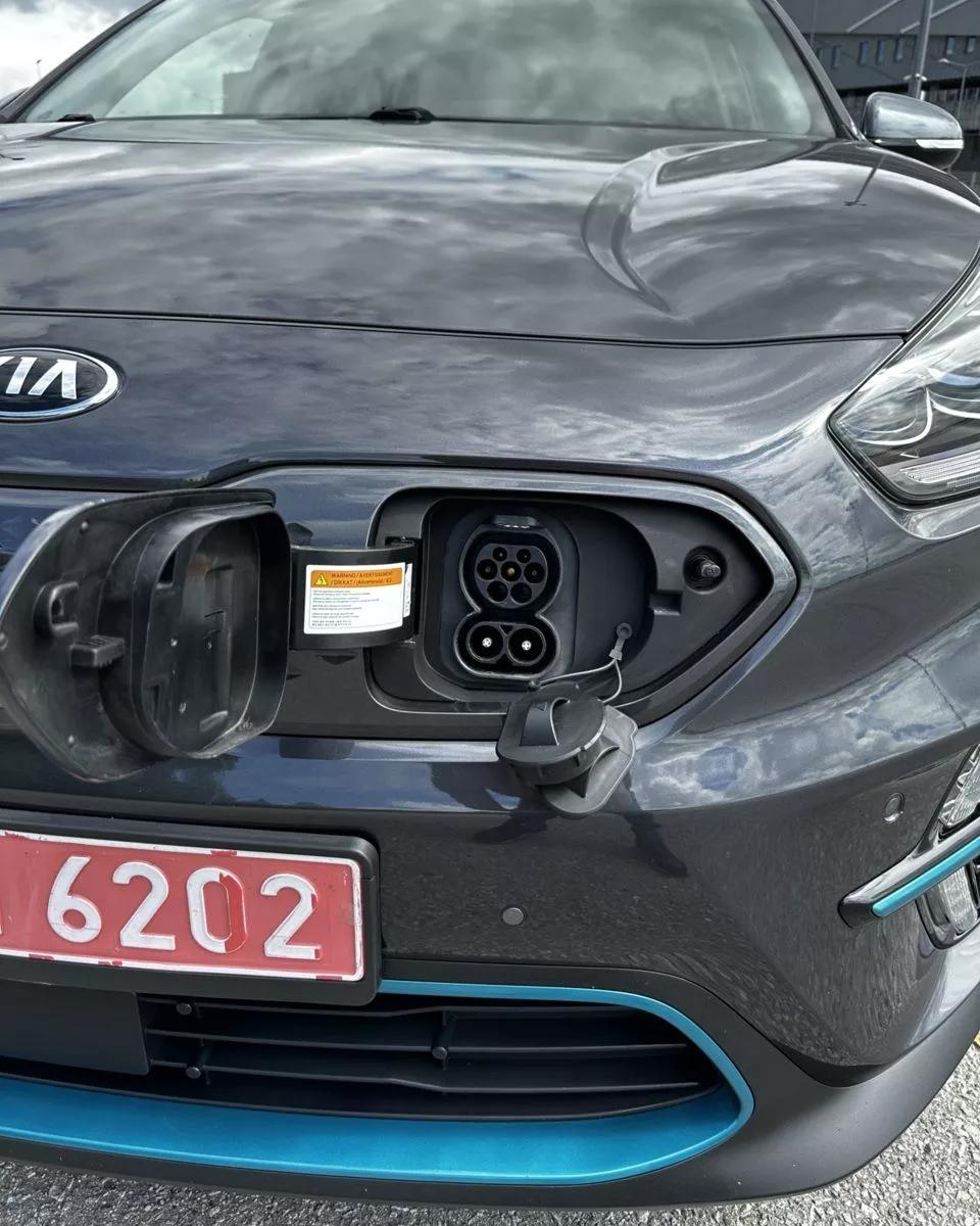 Kia Niro  64 kWh 2019121