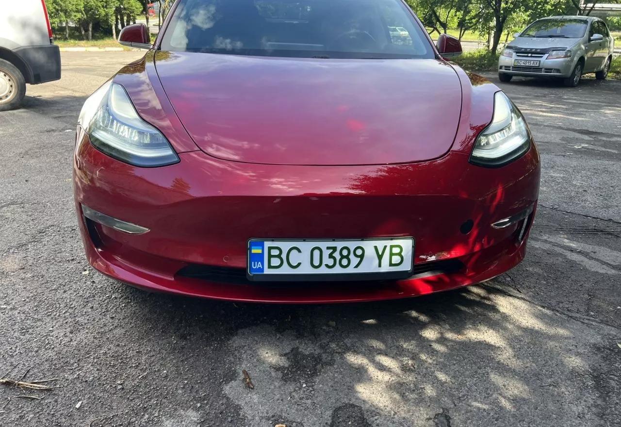 Tesla Model 3  201811