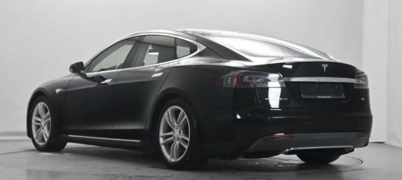 Tesla Model S  85 kWh 201431