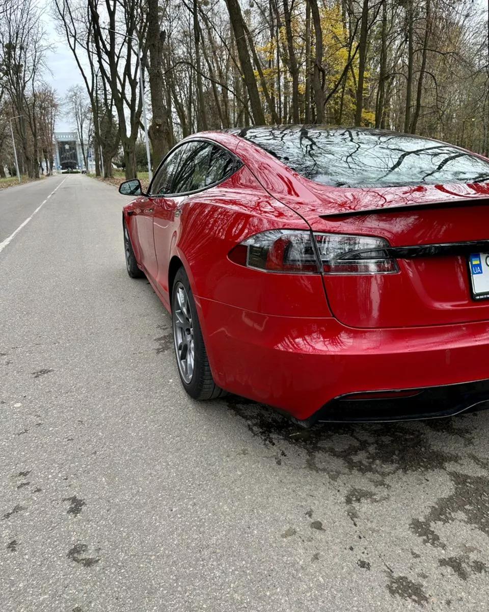Tesla Model S  130 kWh 2021thumbnail101