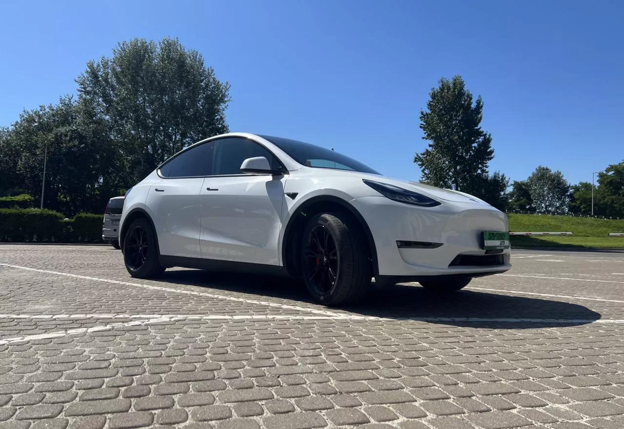 Tesla Model Y  58 kWh 202111