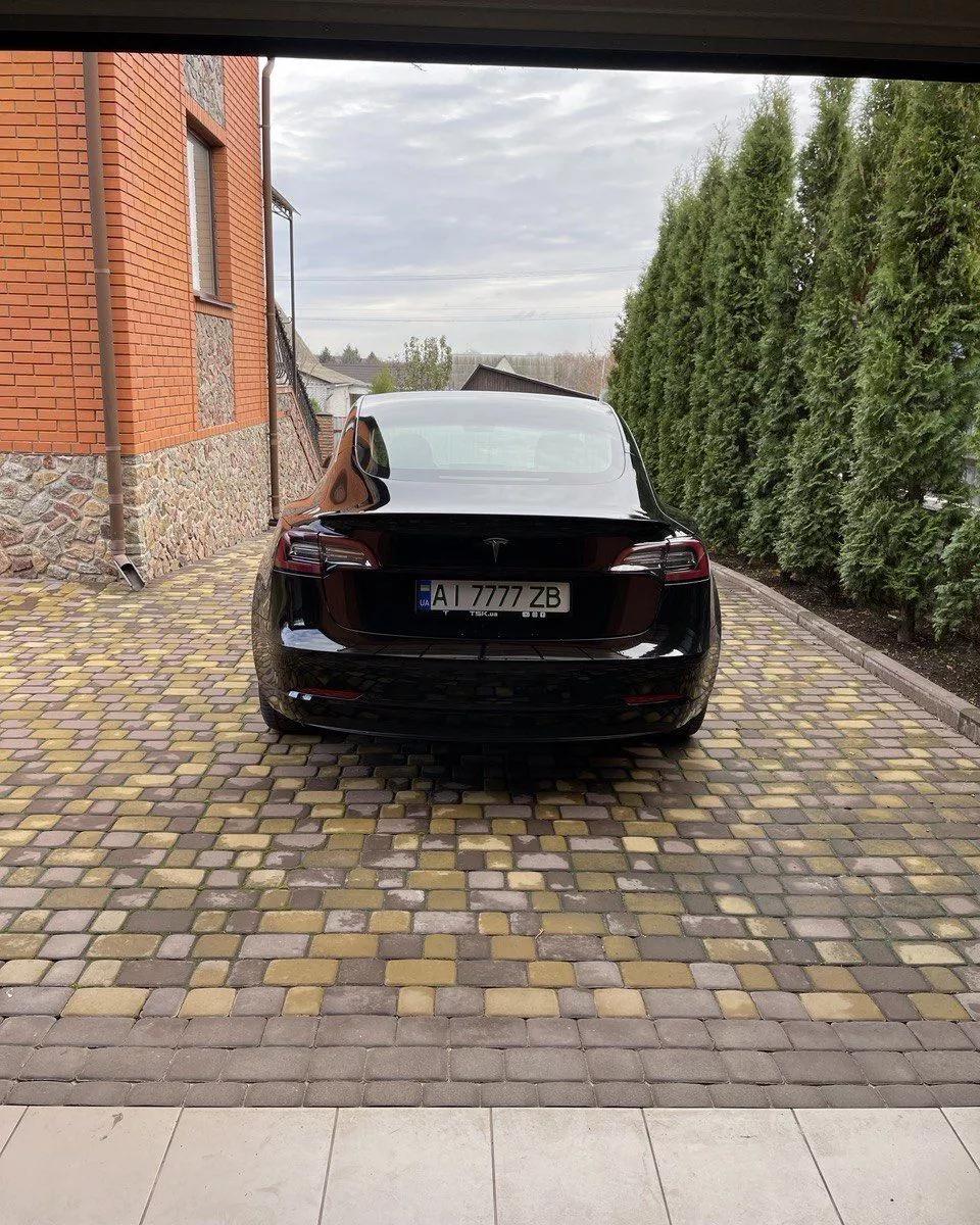 Tesla Model 3  68.3 kWh 2019thumbnail101