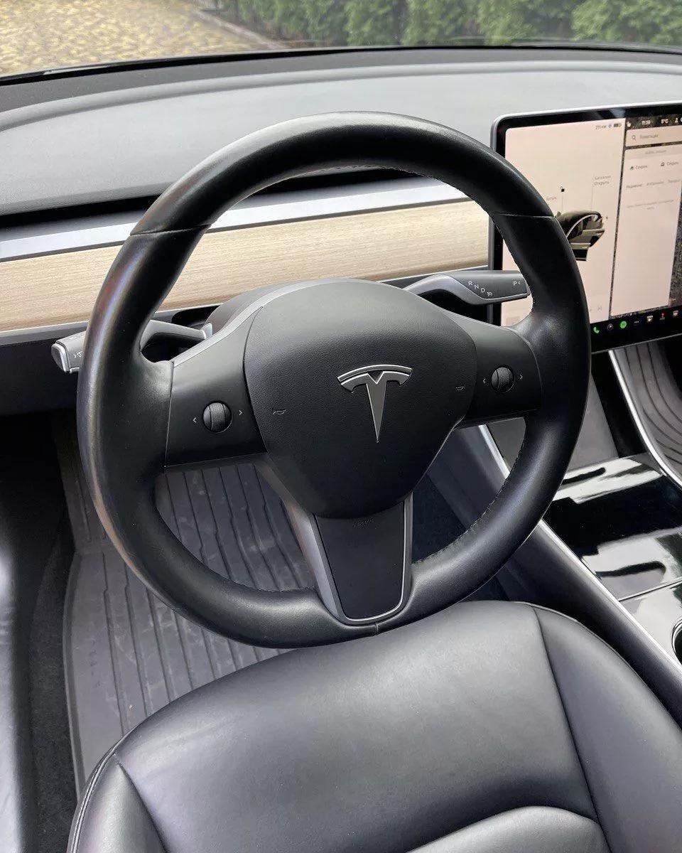 Tesla Model 3  68.3 kWh 2019thumbnail151