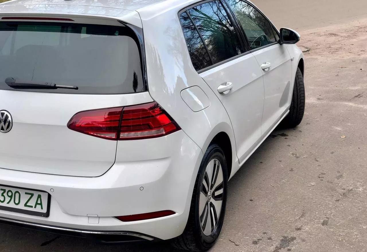 Volkswagen e-Golf  36 kWh 2019thumbnail61