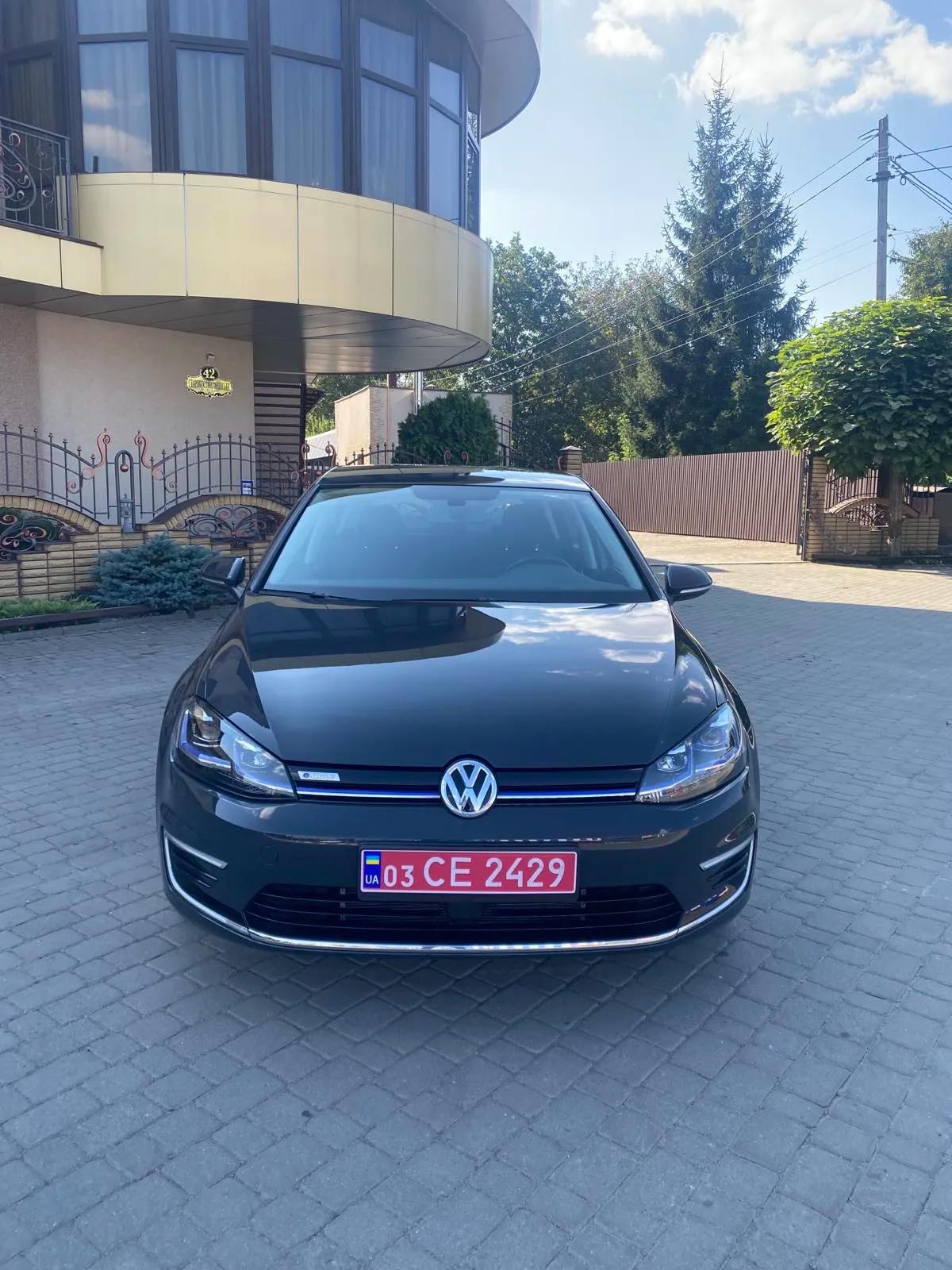 Volkswagen e-Golf 35.8 kWh 2020121