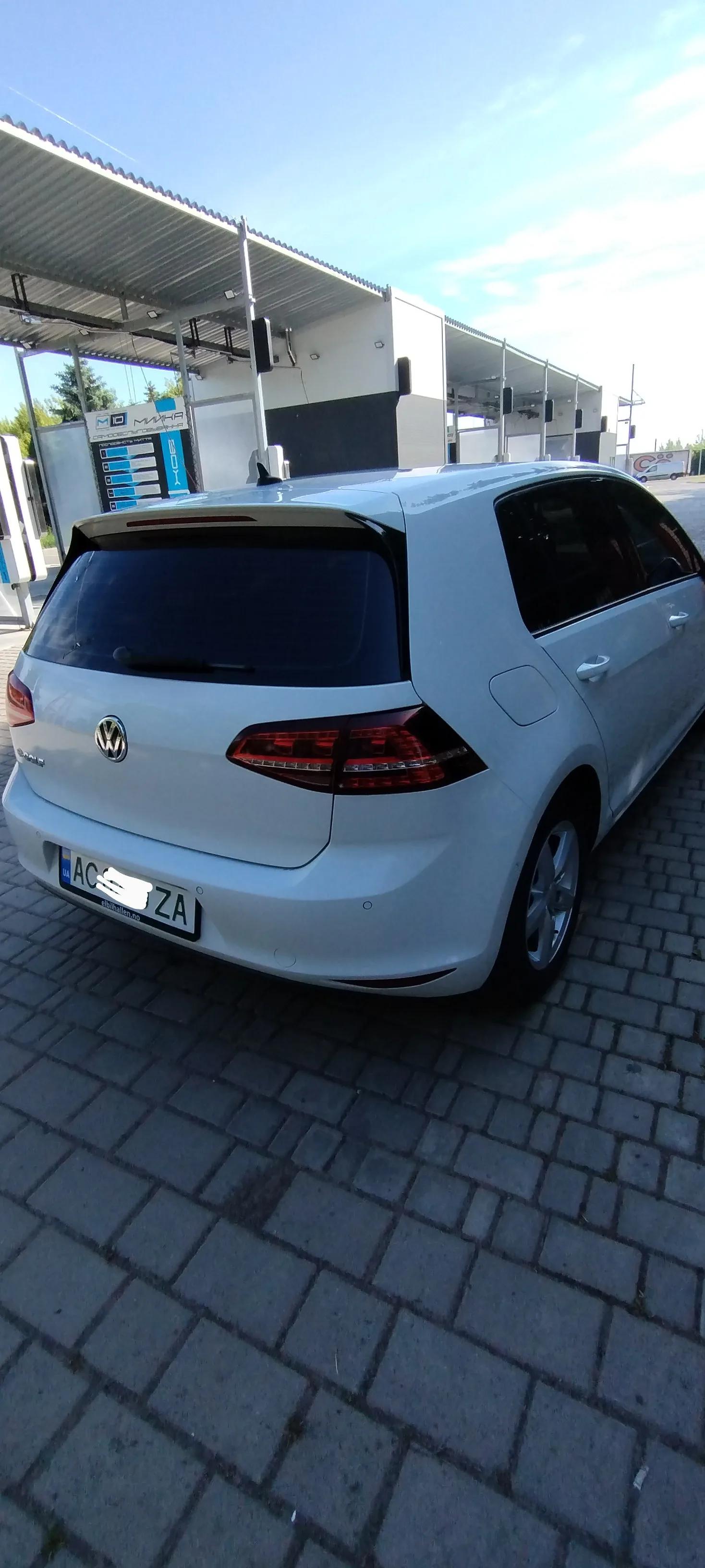 Volkswagen e-Golf 24.2 kWh 2014111