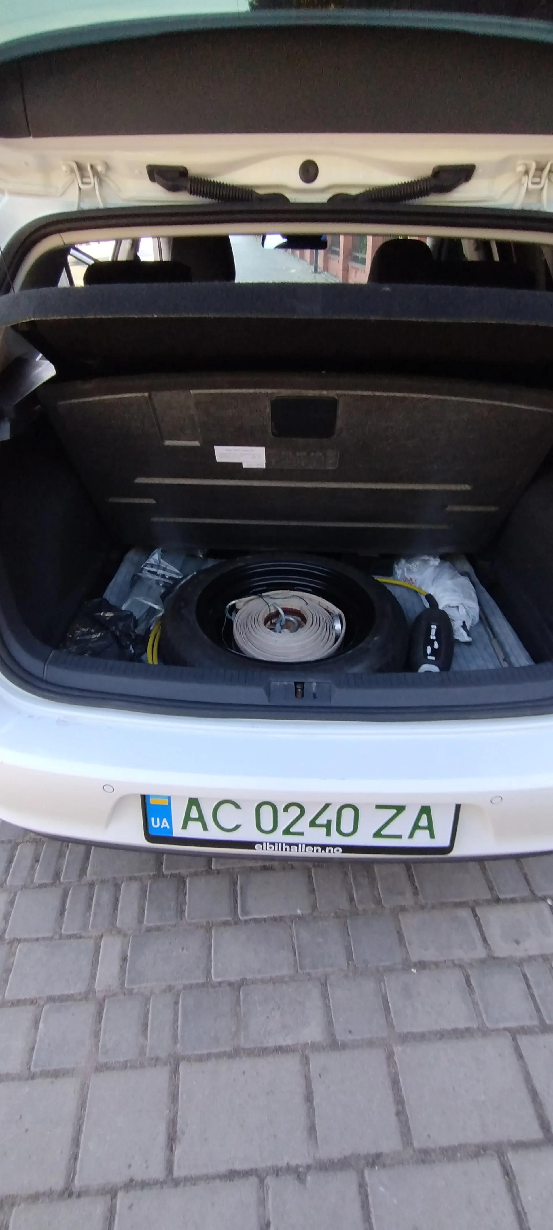 Volkswagen e-Golf 24.2 kWh 2014201