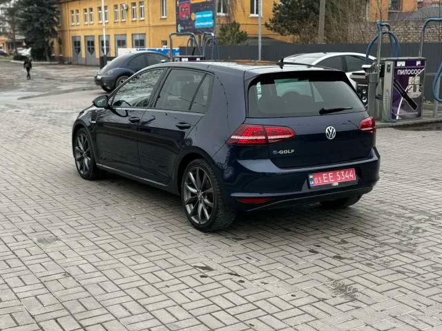 Volkswagen e-Golf  24.2 kWh 2015thumbnail51