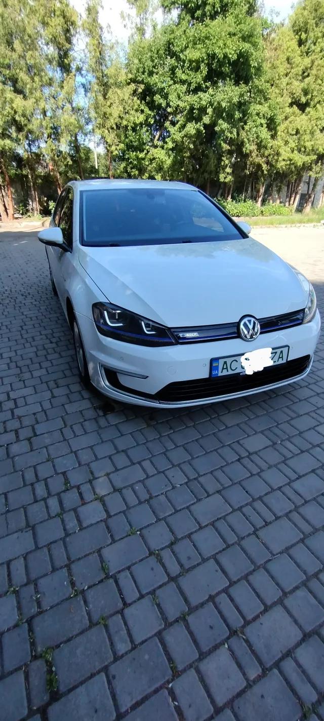 Volkswagen e-Golf 24.2 kWh 2014thumbnail121