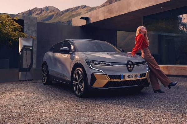 Evolution – нова версія кросовера Renault Megane E-Tech Electric