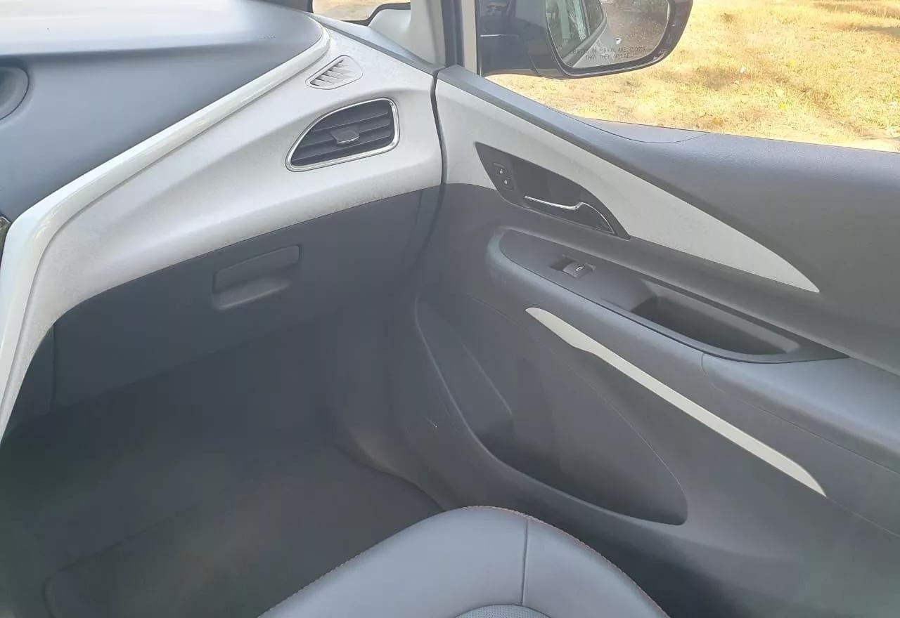 Chevrolet Bolt EV  60 kWh 2018thumbnail281