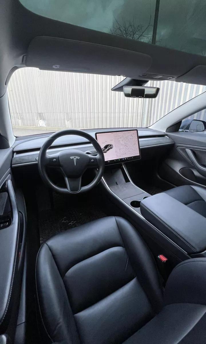 Tesla Model 3  75 kWh 2018thumbnail101