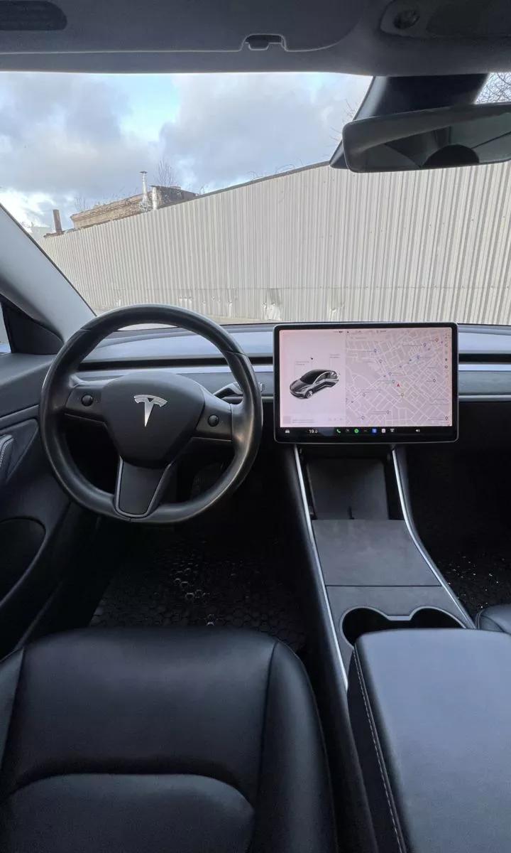 Tesla Model 3  75 kWh 2018thumbnail111