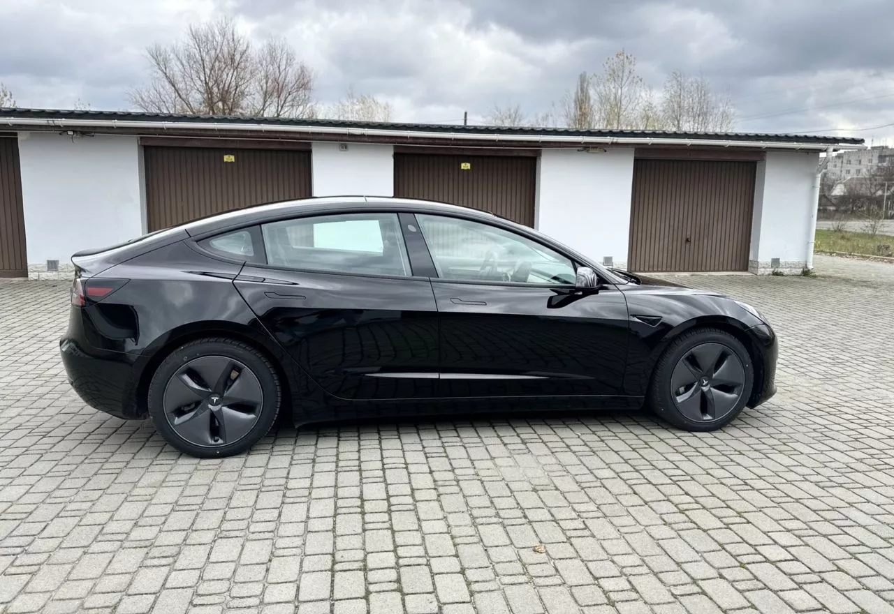 Tesla Model 3  80.5 kWh 202131