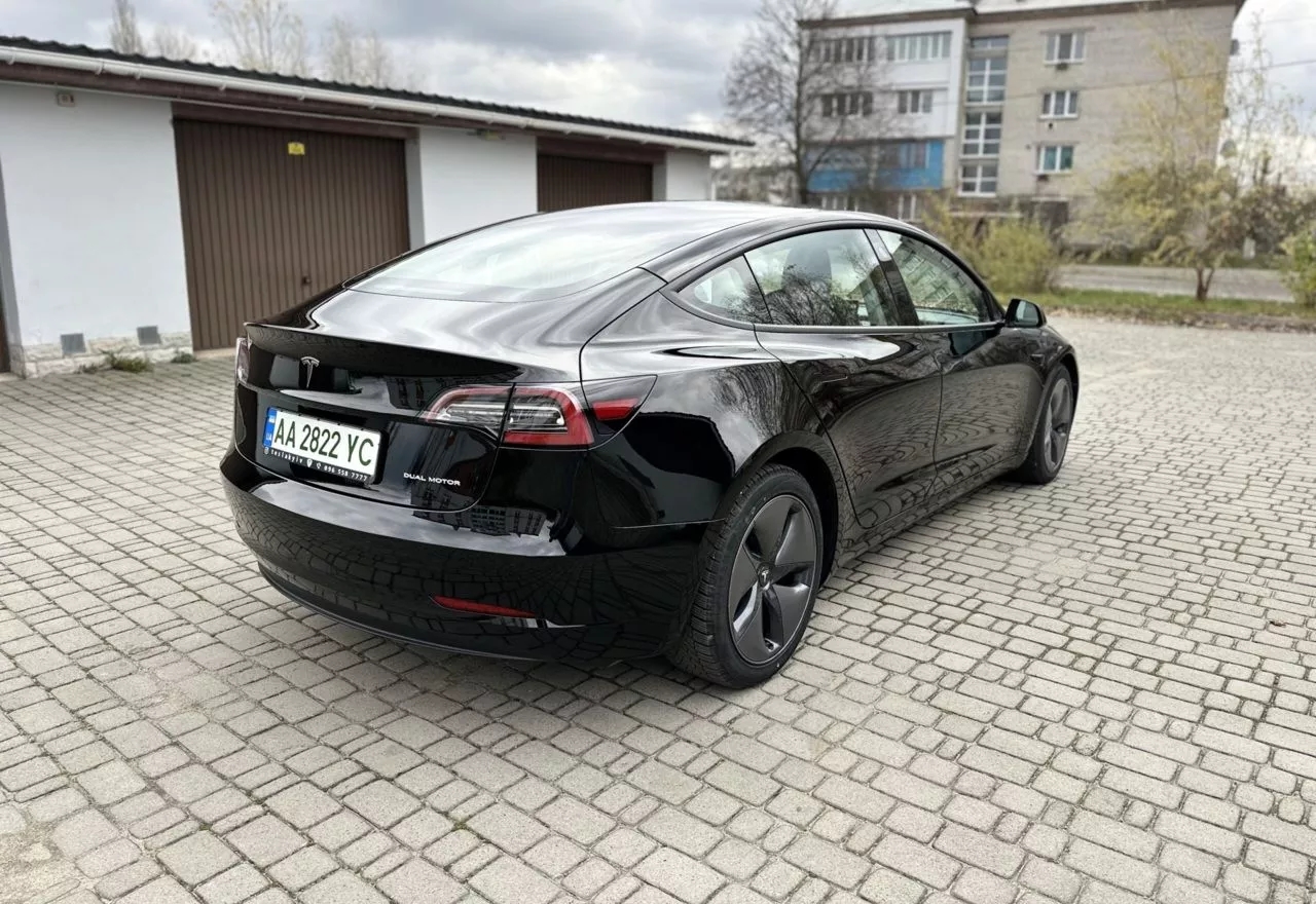 Tesla Model 3  80.5 kWh 202141