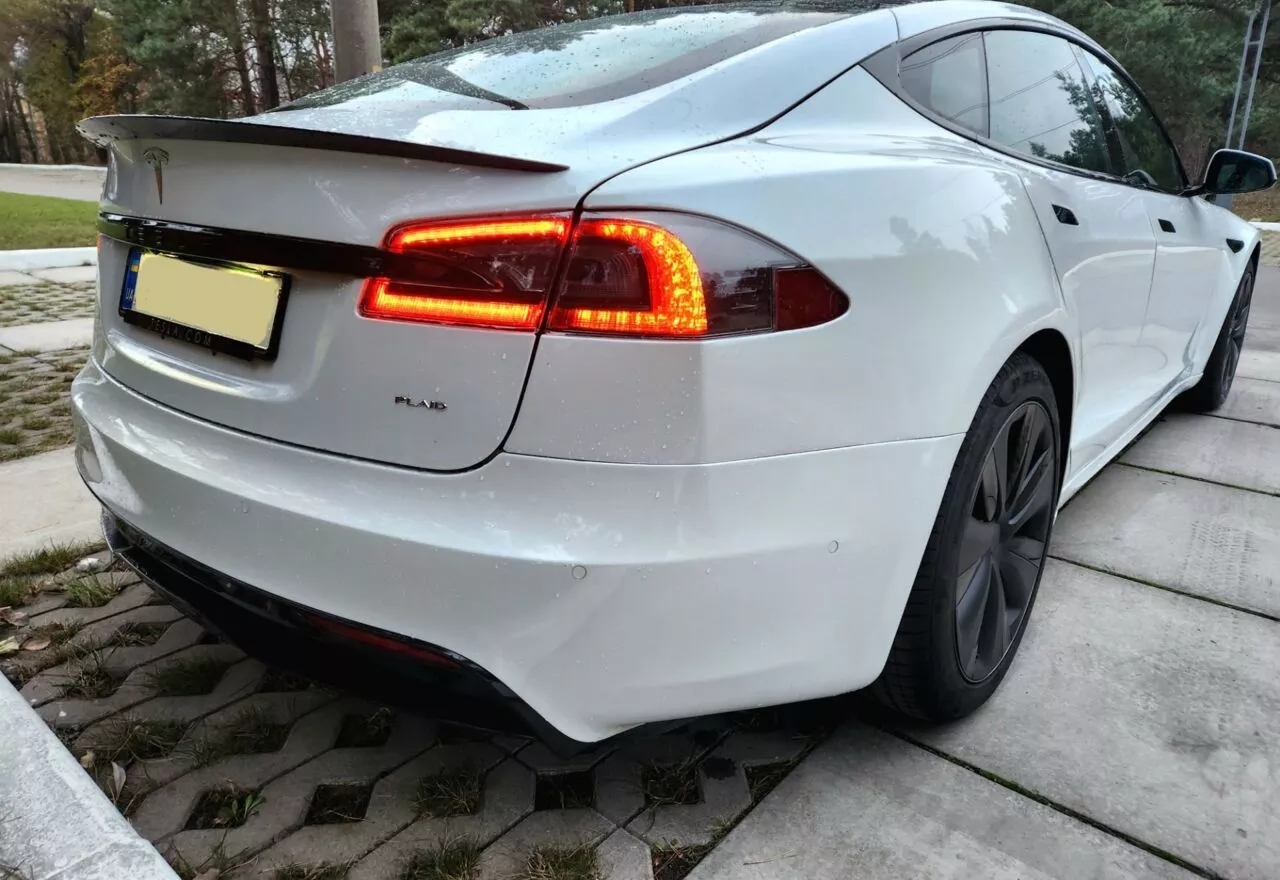 Tesla Model S  100 kWh 2022101