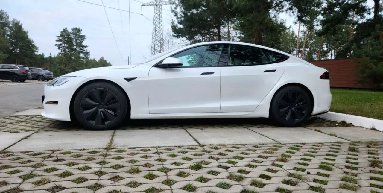 Tesla Model S  100 kWh 2022201
