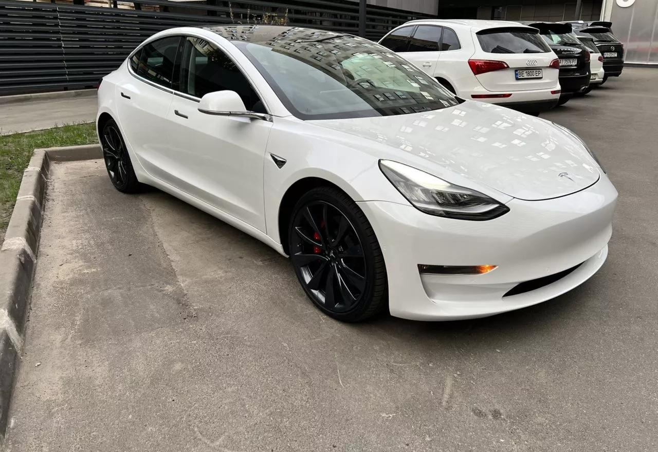 Tesla Model 3  2019thumbnail61