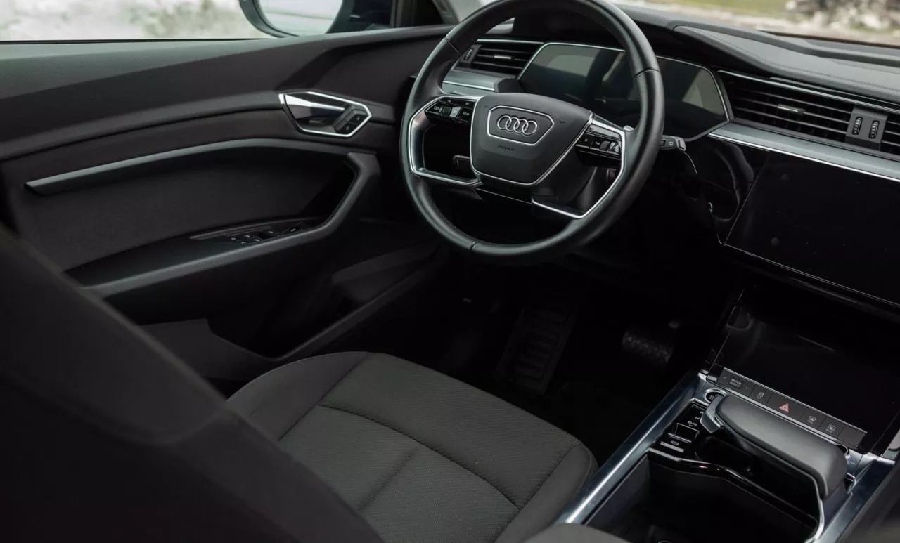 Audi E-tron  71 kWh 2021161