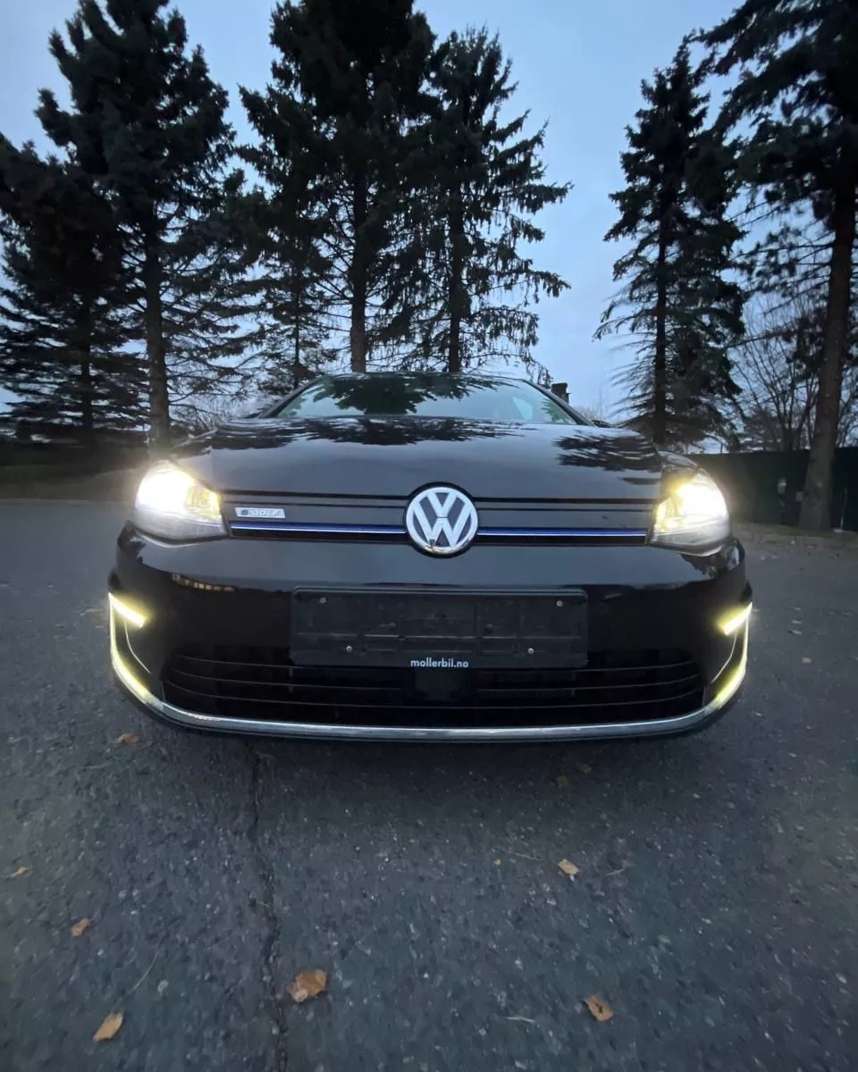 Volkswagen e-Golf  24 kWh 201501
