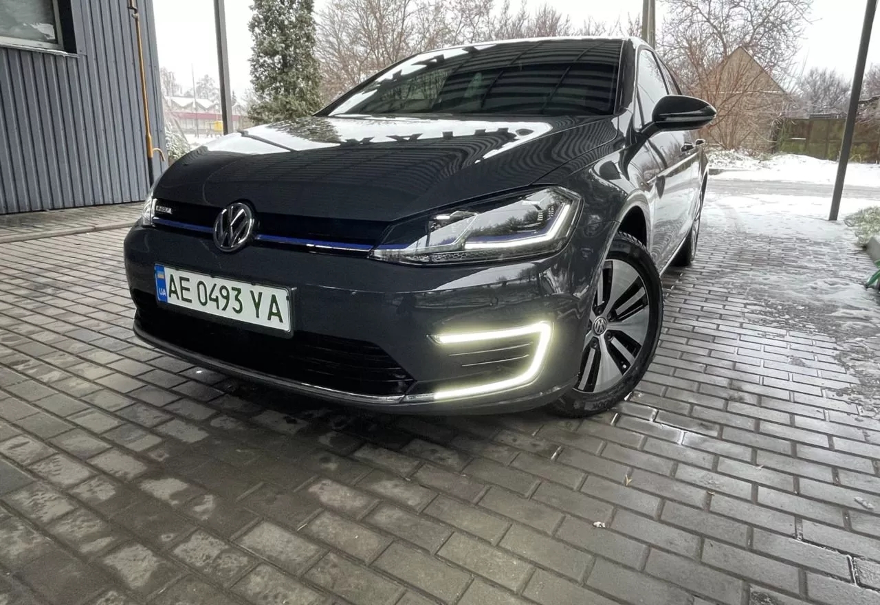 Volkswagen e-Golf  2020221