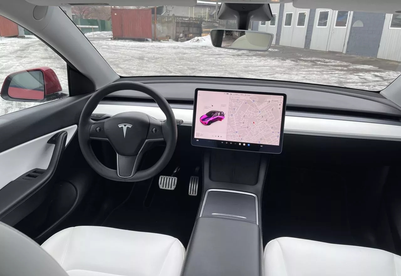 Tesla Model Y  82 kWh 2021231