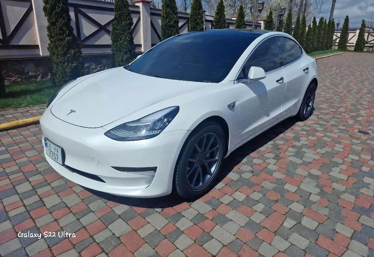 Tesla Model 3  75 kWh 2019thumbnail101