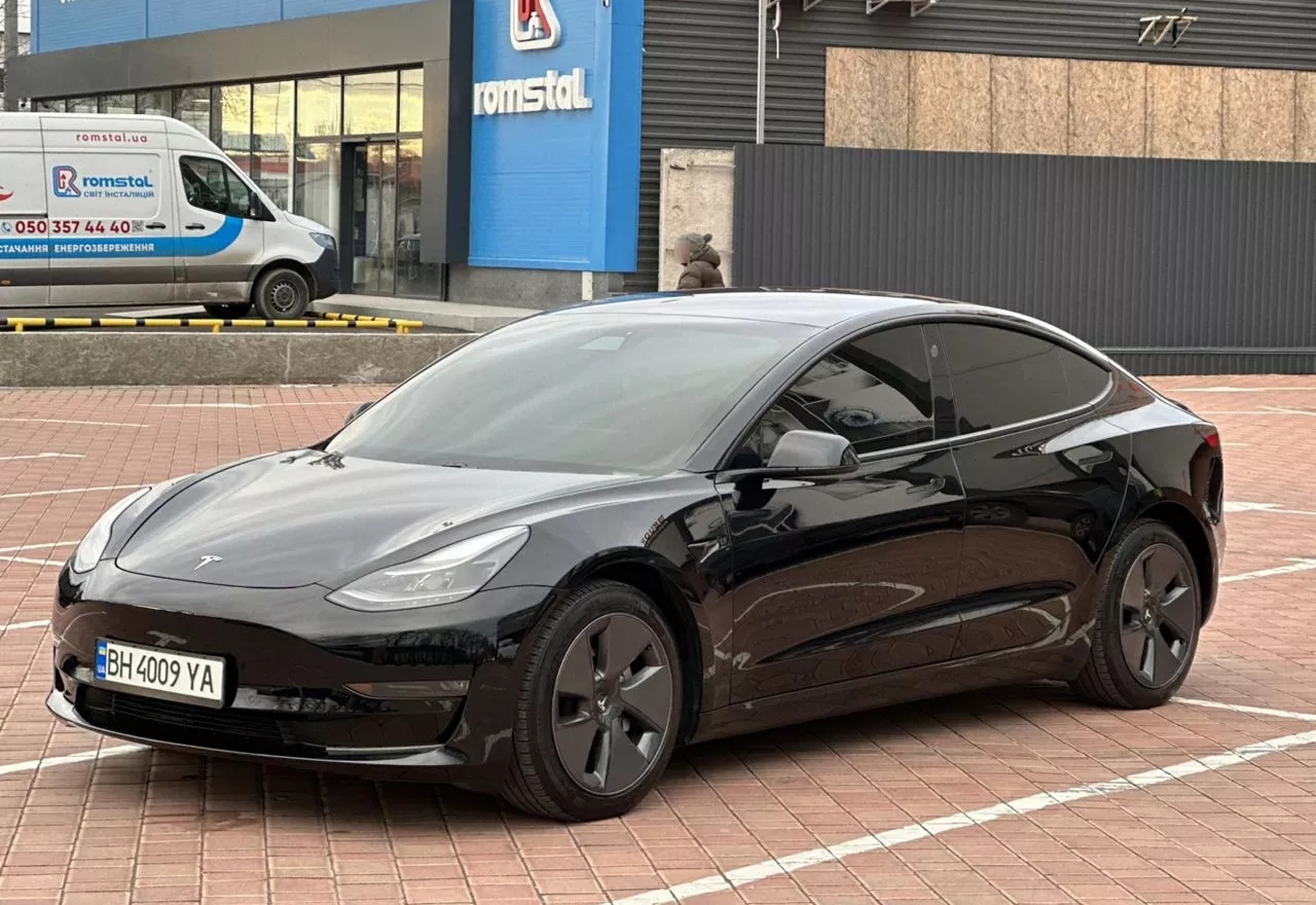 Tesla Model 3  80.5 kWh 202101