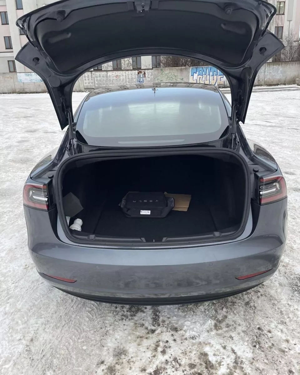 Tesla Model 3  55 kWh 2020121